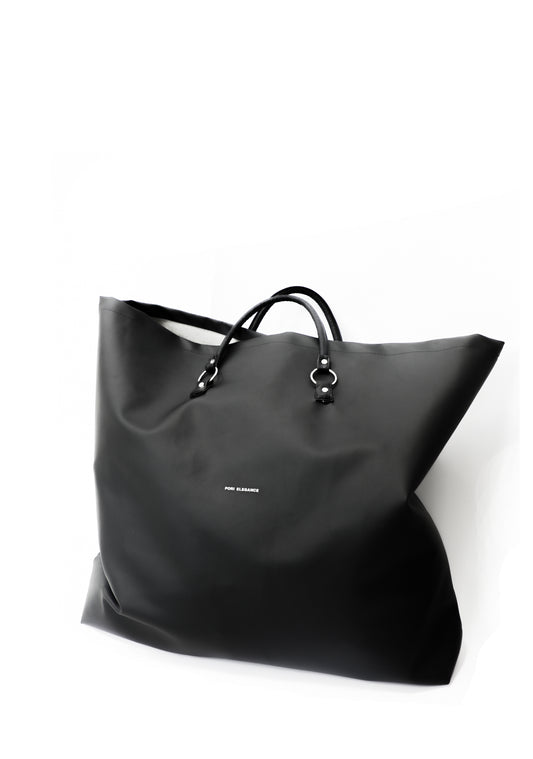 STATEMENT LEATHER BAG