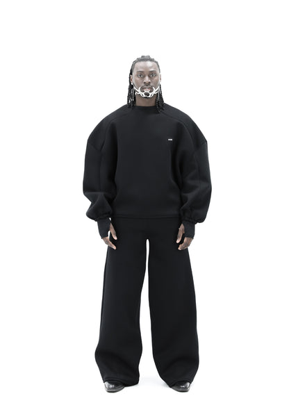 STATEMENT SEAM SWEATER
