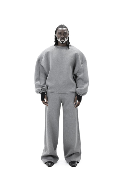 STATEMENT SEAM SWEATER