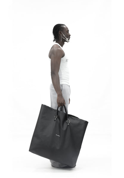 STATEMENT LEATHER BAG