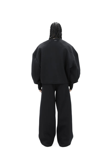 STATEMENT SEAM SWEATER