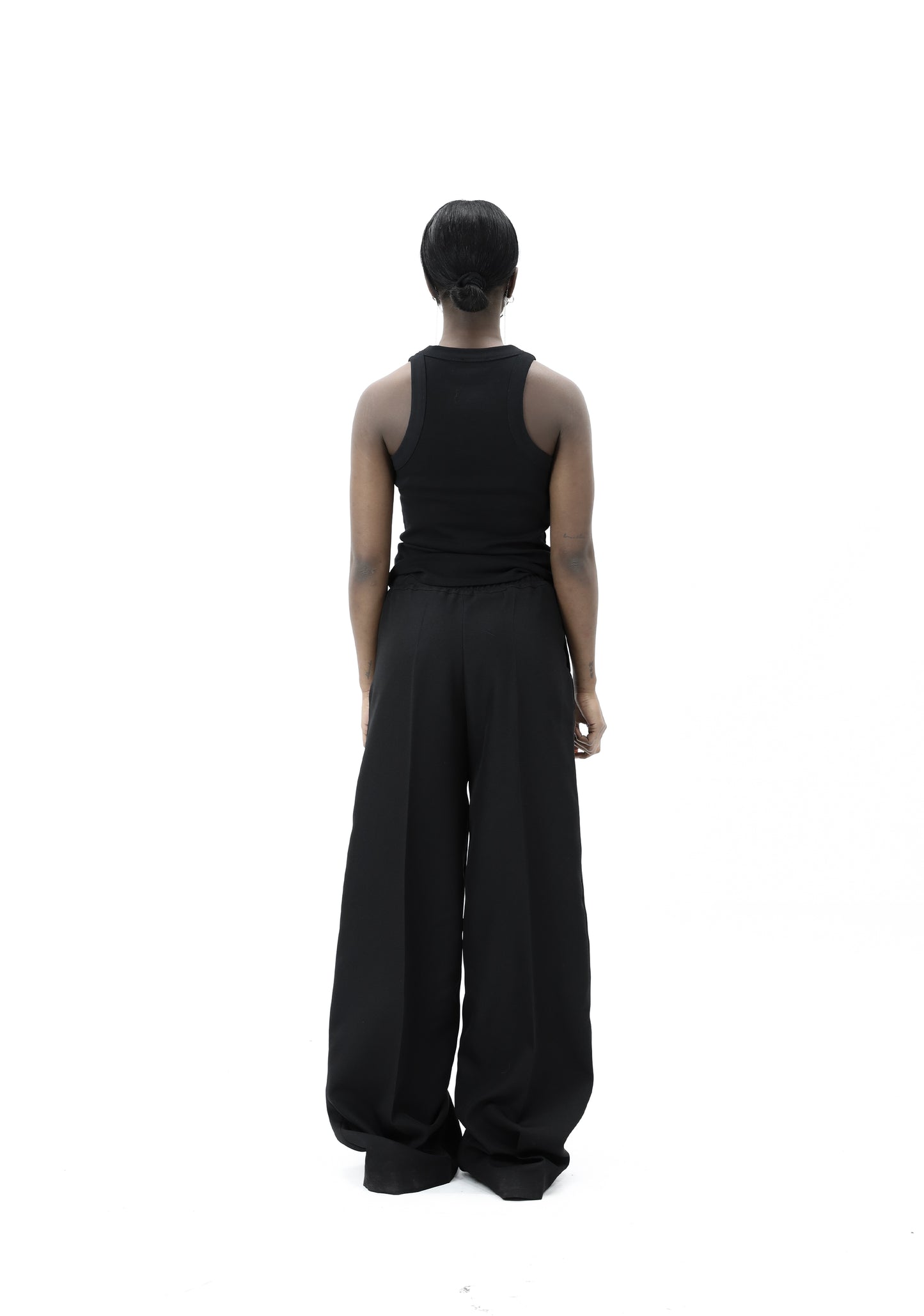 STATEMENT PORI TANK TOP