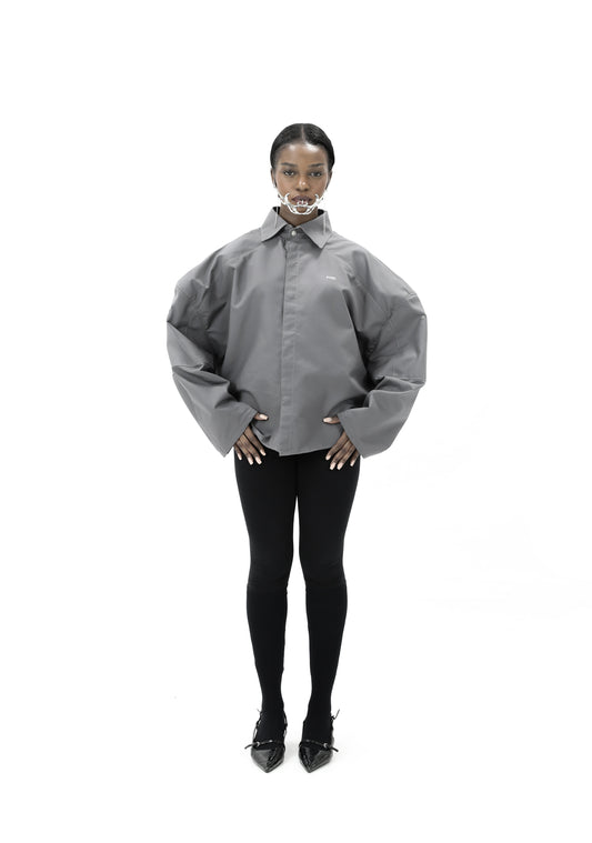STATEMENT SEAM SHIRT